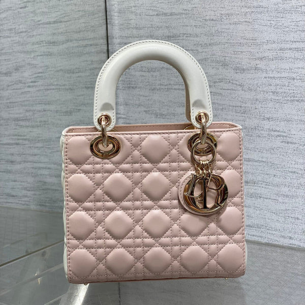 MEDIUM LADY BAG 20 IN BABY PINK QUILTED MACROCANNAGE CALFSKIN WHITE STRAP