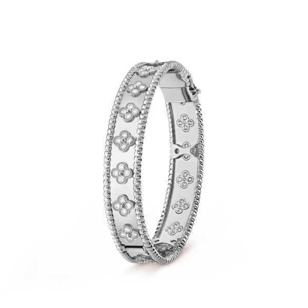 ˇMagic JewelryˇCLOVER BRACELET 8MM DIAMONDS